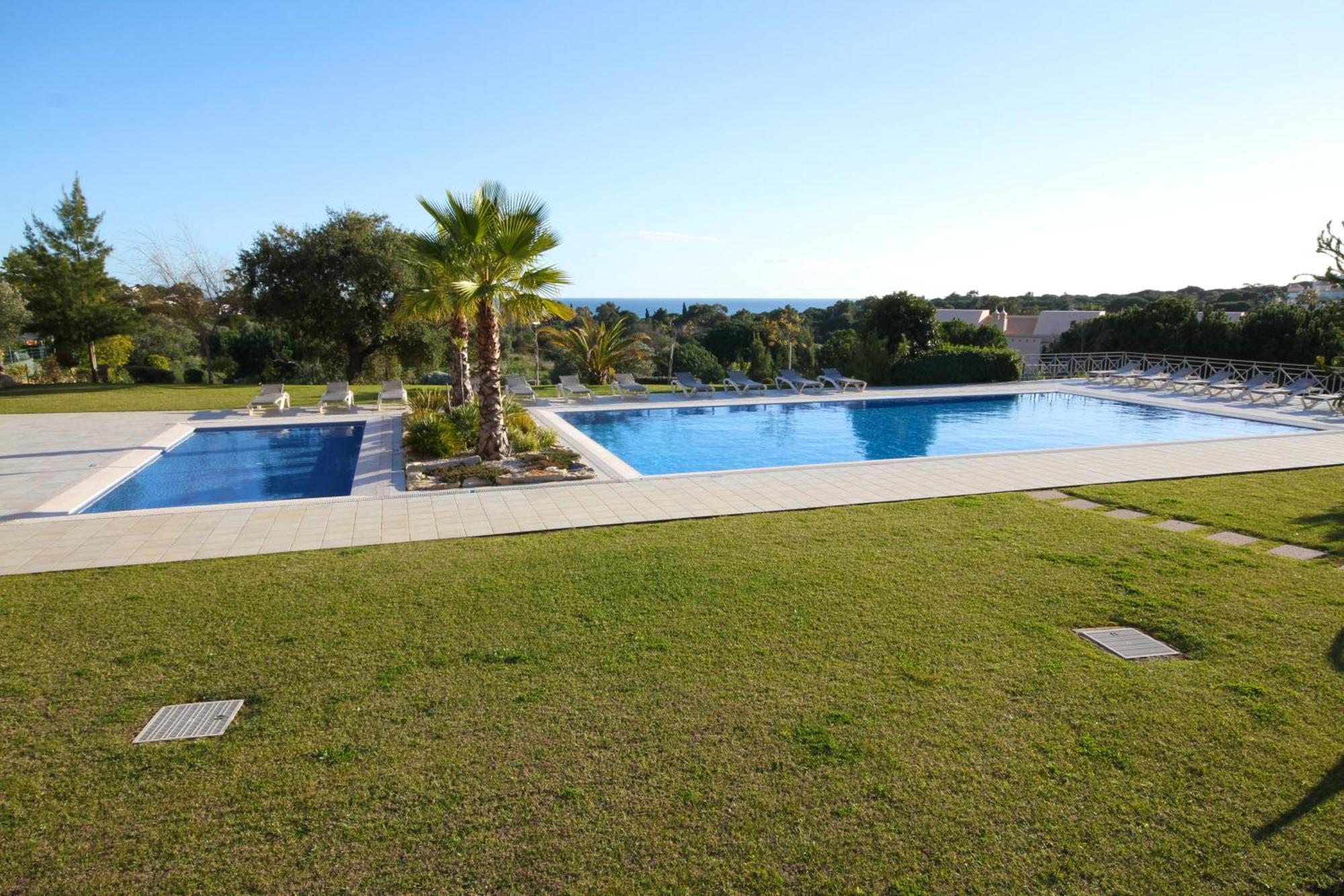 Pinheiros Da Balaia Villas Αλμπουφέιρα Εξωτερικό φωτογραφία