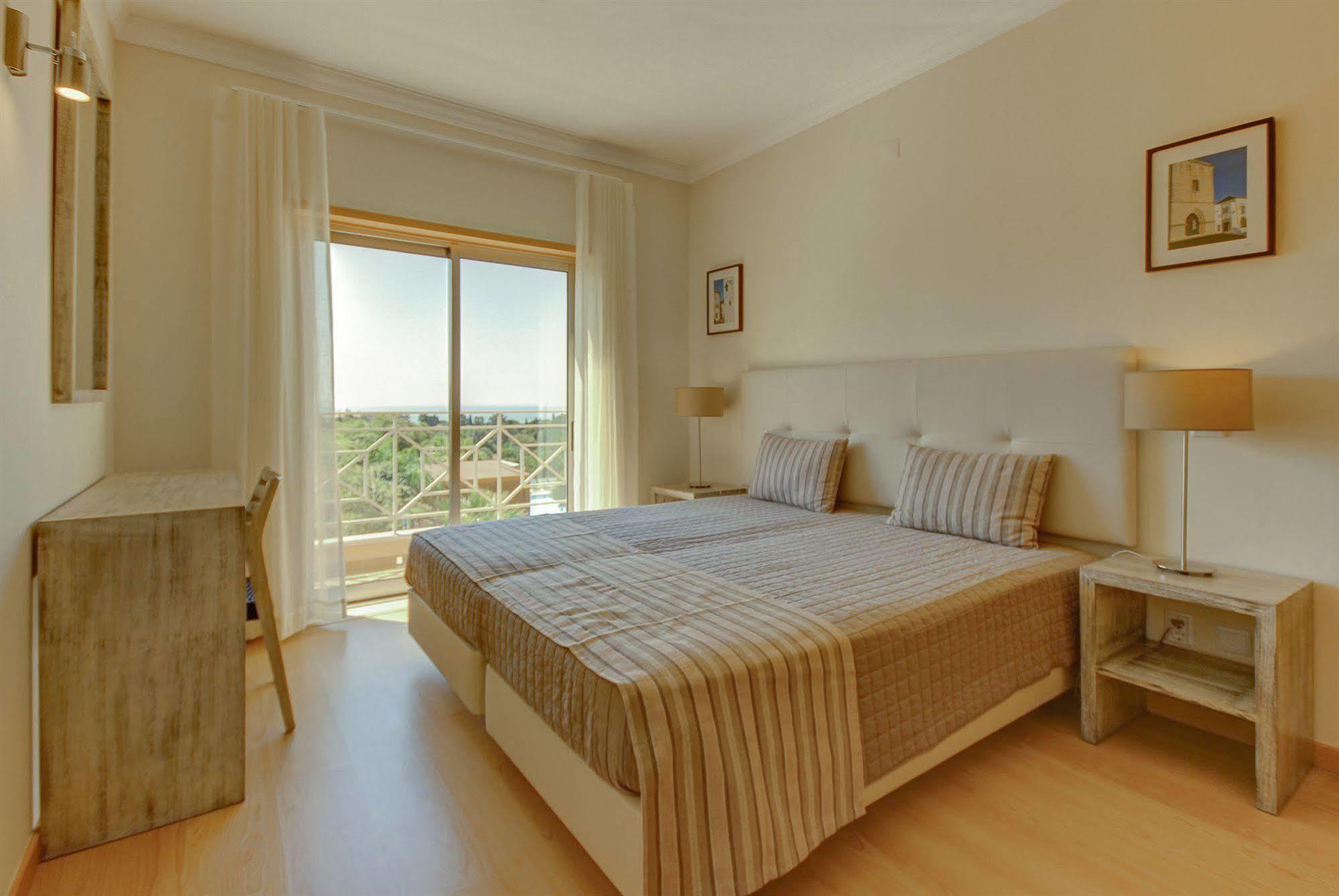 Pinheiros Da Balaia Villas Αλμπουφέιρα Εξωτερικό φωτογραφία