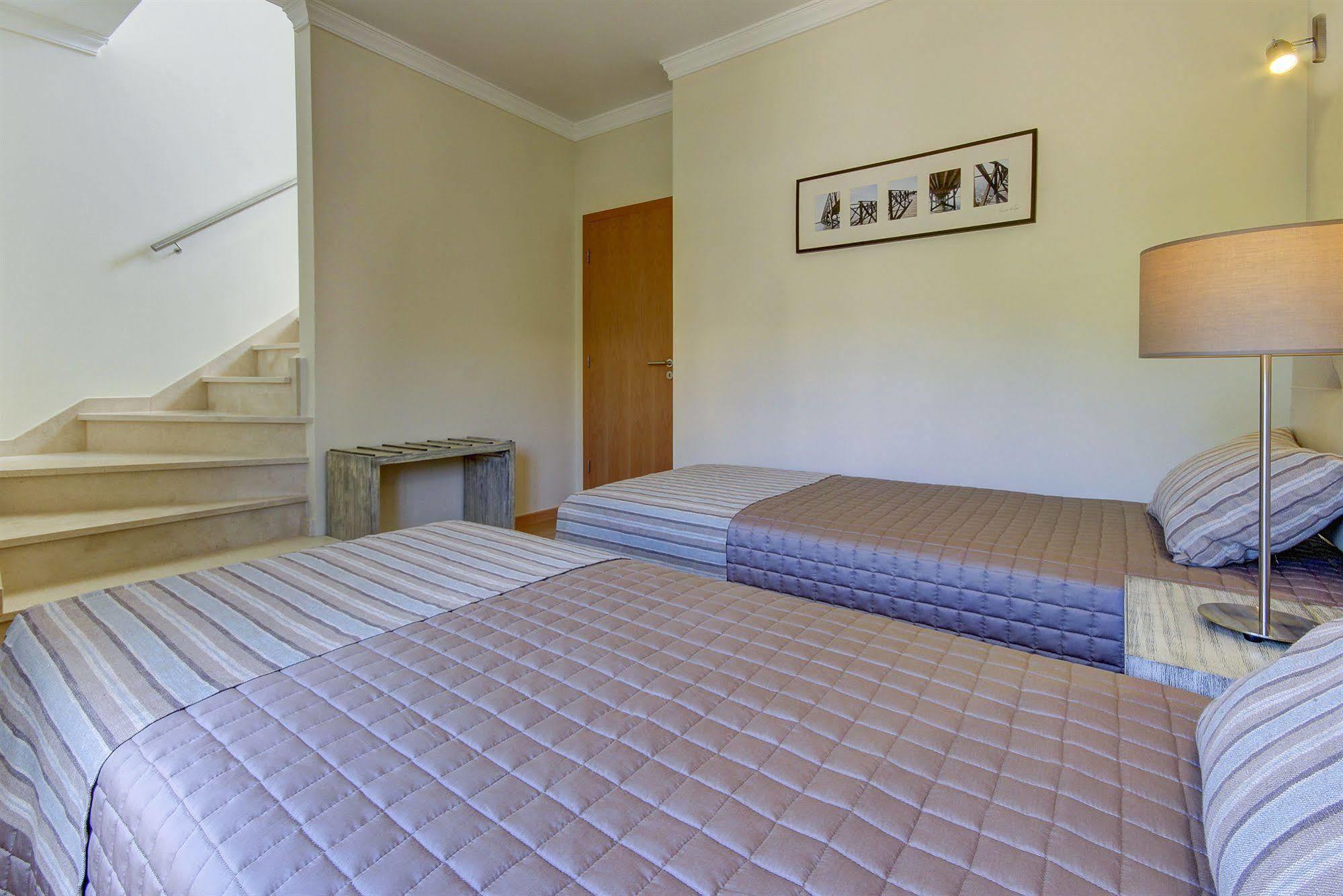 Pinheiros Da Balaia Villas Αλμπουφέιρα Εξωτερικό φωτογραφία