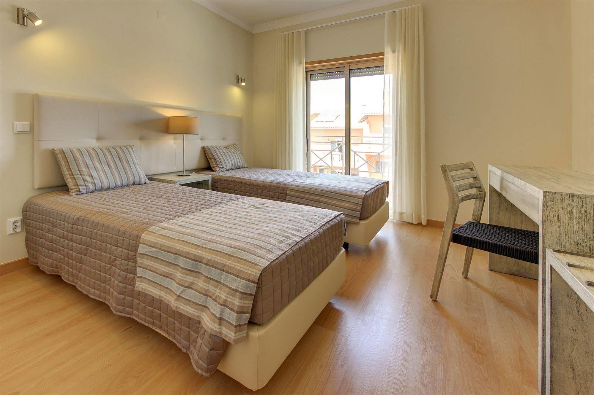 Pinheiros Da Balaia Villas Αλμπουφέιρα Εξωτερικό φωτογραφία