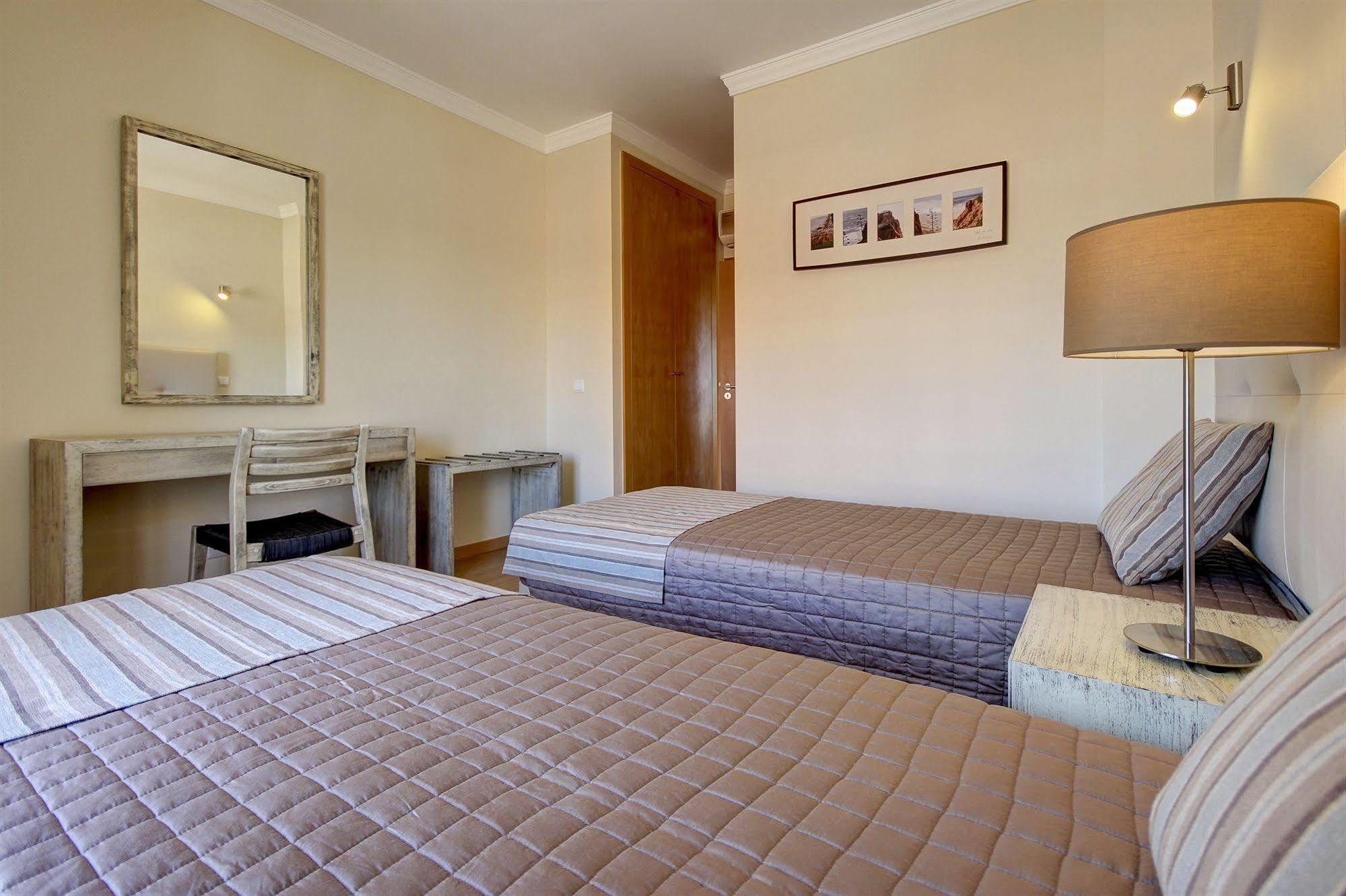 Pinheiros Da Balaia Villas Αλμπουφέιρα Εξωτερικό φωτογραφία